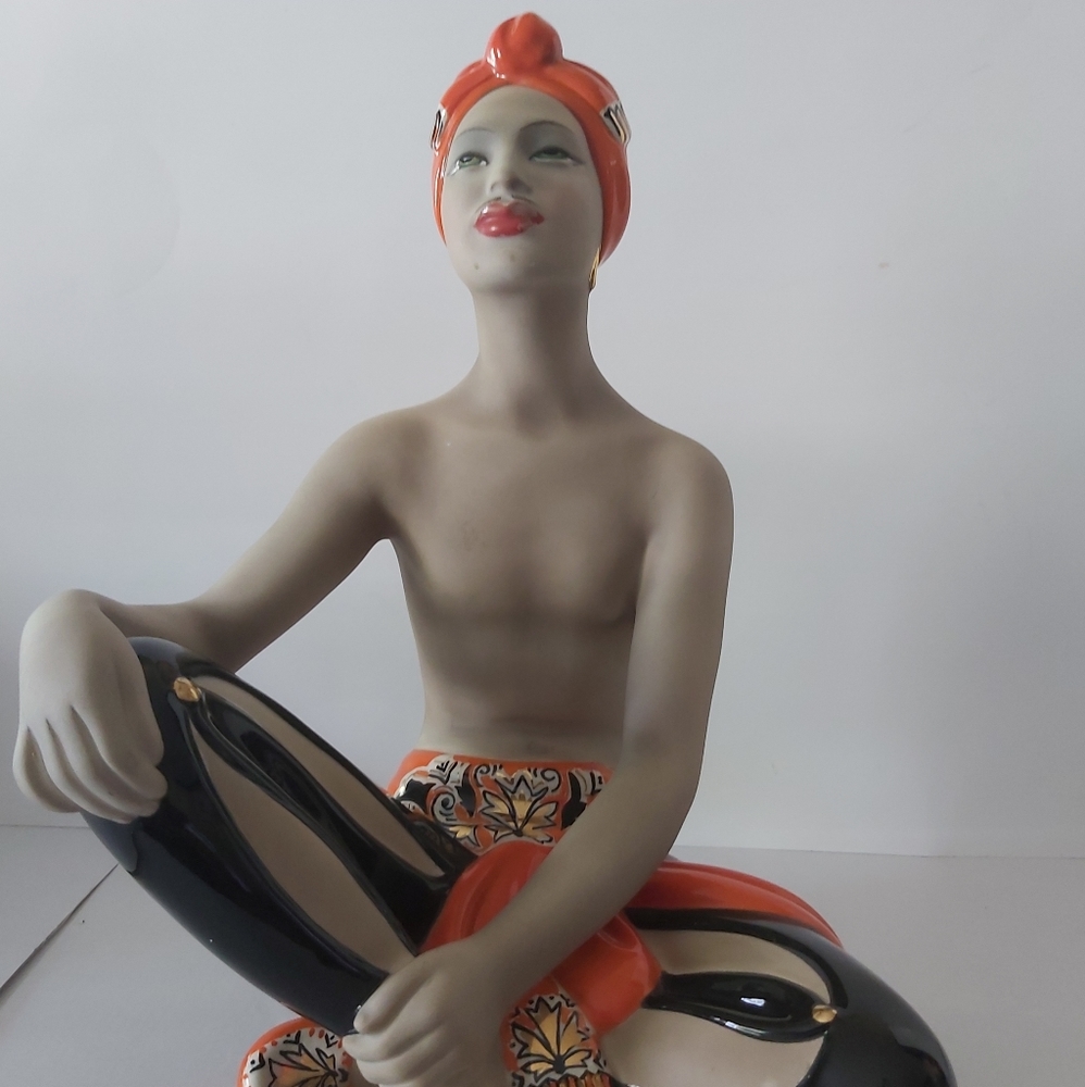 RARE CAVALIER ORIENTAL .N 579